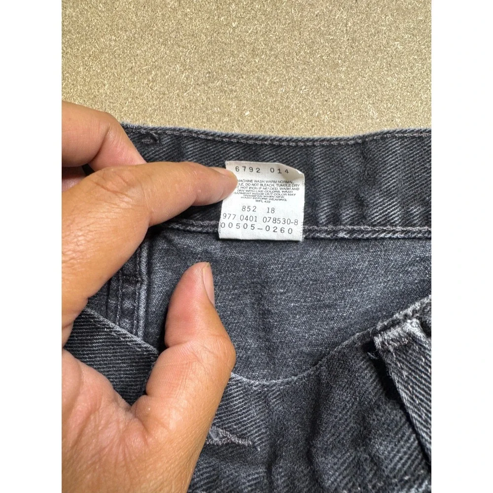 Levi's vtg y2k 505 Regular Fit Straight Leg faded Black Denim Jeans Mens W40 L30